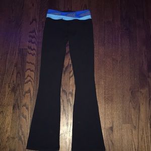 Ivivva yoga pants